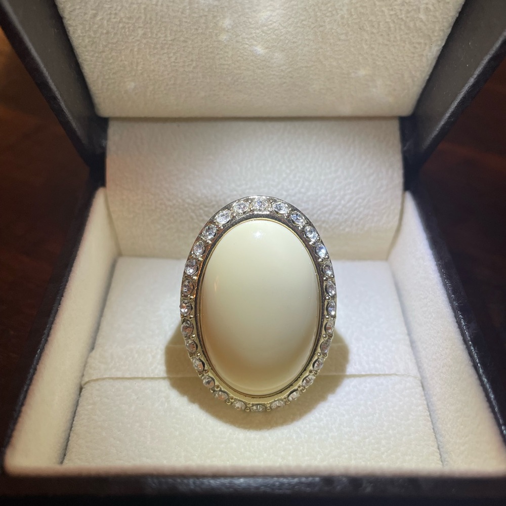 Large costume ring
